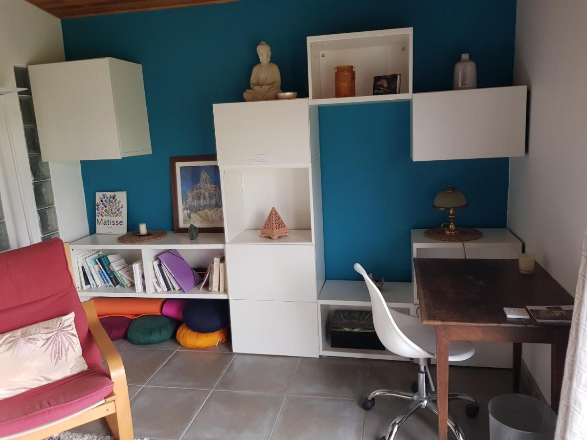 Chambre Avec Salle De Bains Privative Boutiers-Saint-Trojan Exteriör bild